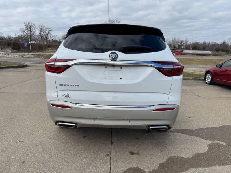 2020 Buick Enclave Essence