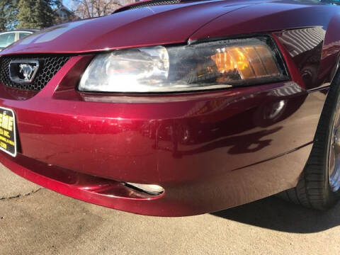 2004 Ford Mustang GT Deluxe