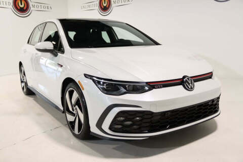 2022 Volkswagen Golf GTI SE