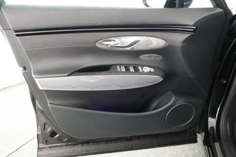 2024 Genesis GV70 2.5T Standard