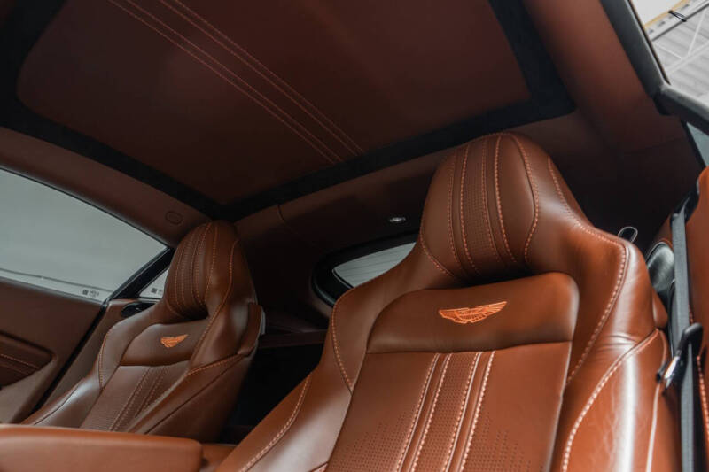 2020 Aston Martin Vantage