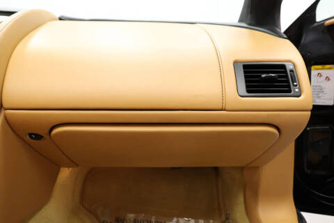 2012 Aston Martin V8 Vantage Roadster