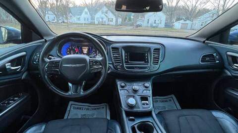2015 Chrysler 200 S