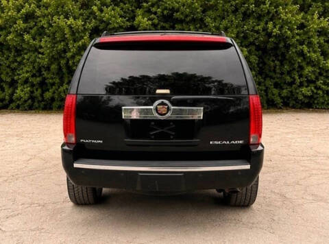 2013 Cadillac Escalade Platinum Edition