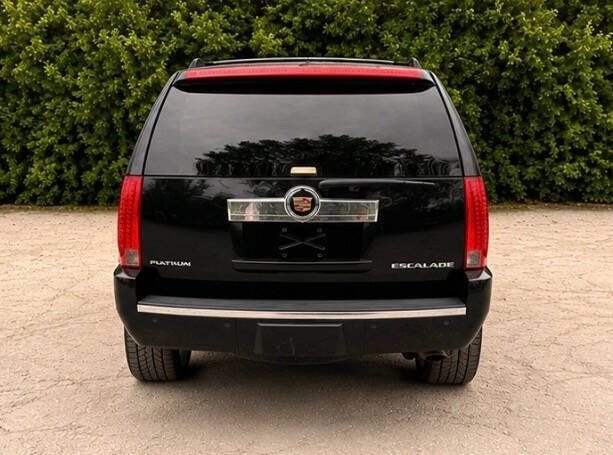 2013 Cadillac Escalade Platinum Edition