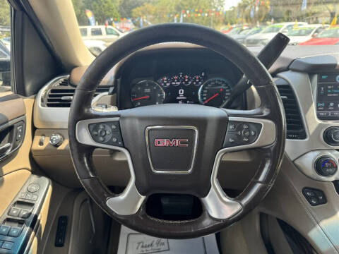 2017 GMC Yukon SLT