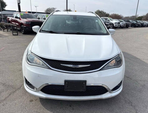 2019 Chrysler Pacifica Touring L