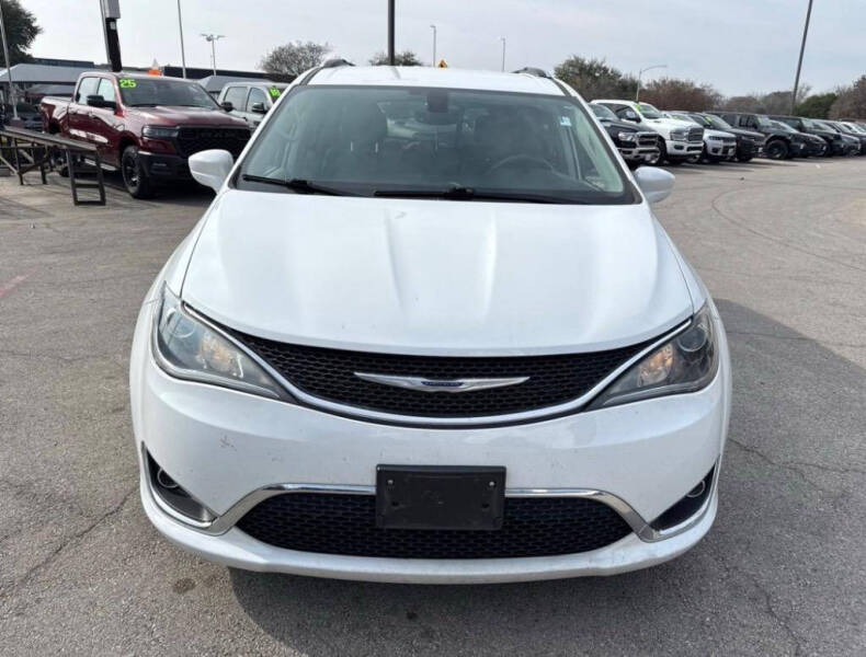 2019 Chrysler Pacifica Touring L