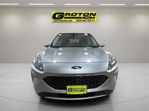 2022 Ford Escape Titanium