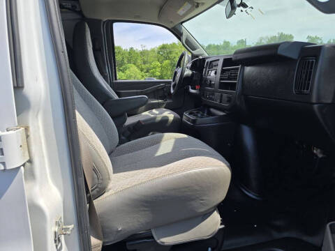 2019 Chevrolet Express 2500