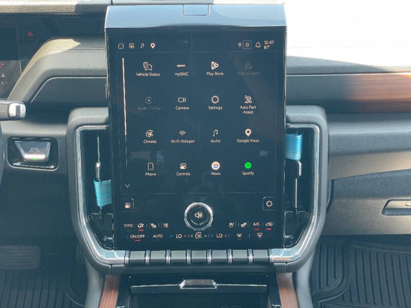 2025 GMC Yukon Denali