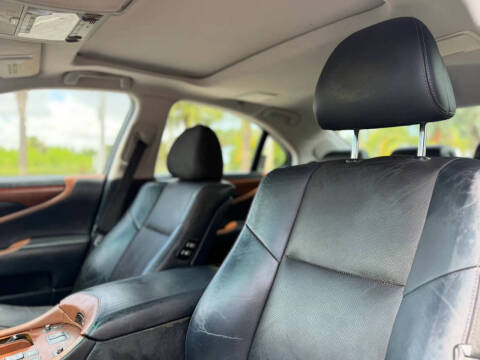 2011 Lexus LS 460