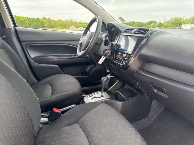 2024 Mitsubishi Mirage ES