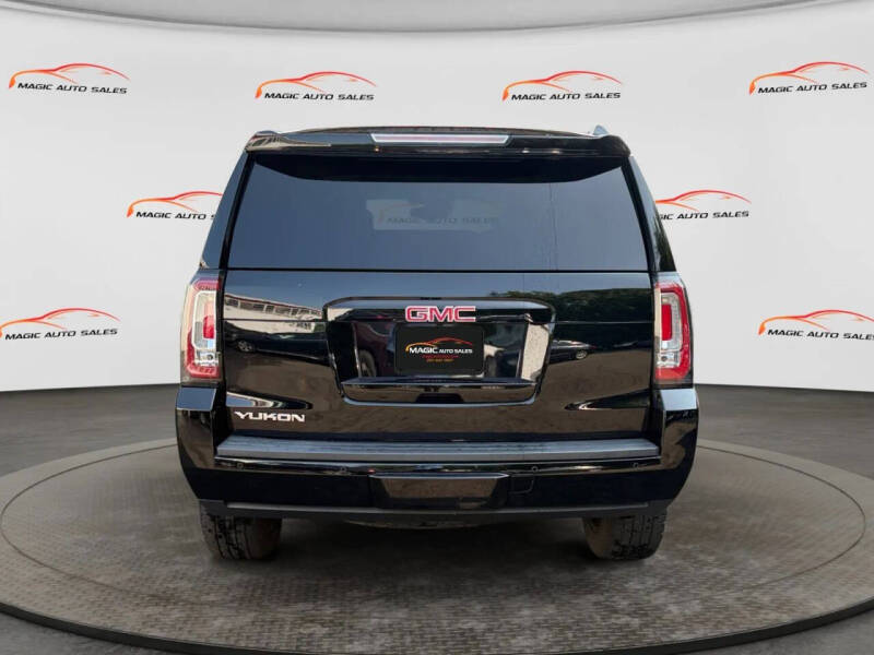 2017 GMC Yukon SLT