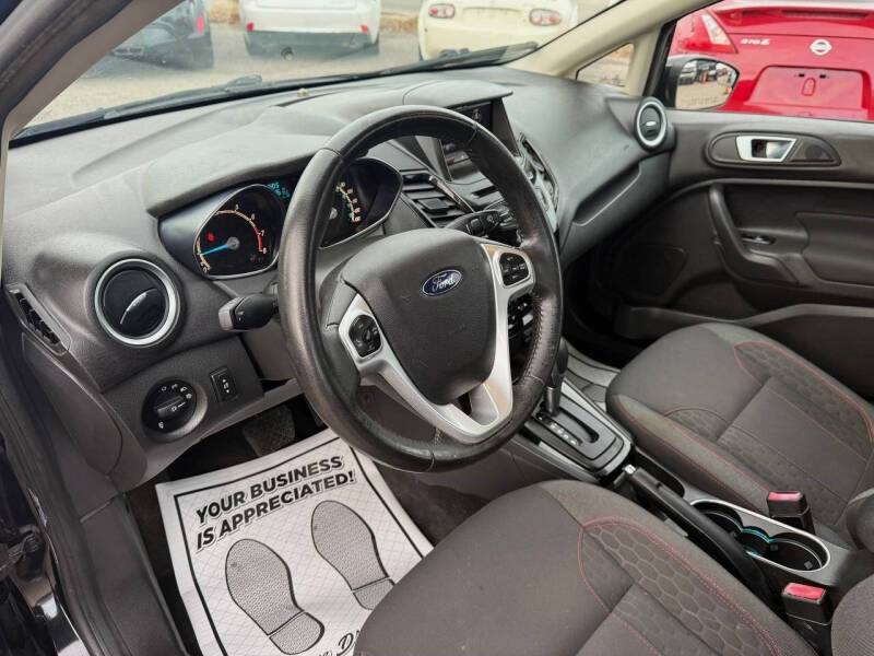 2014 Ford Fiesta SE
