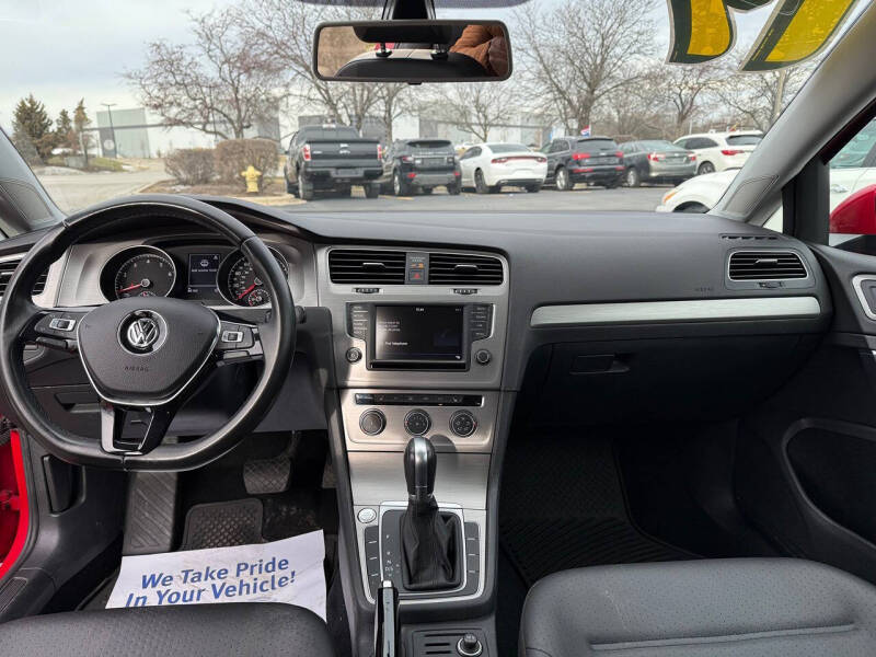 2017 Volkswagen Golf TSI Wolfsburg Edition