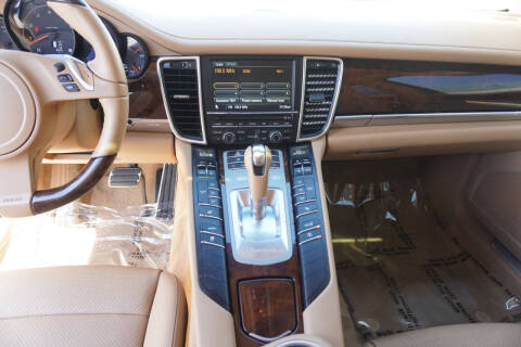 2012 Porsche Panamera