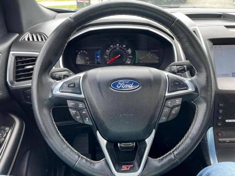 2020 Ford Edge ST