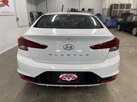 2019 Hyundai Elantra