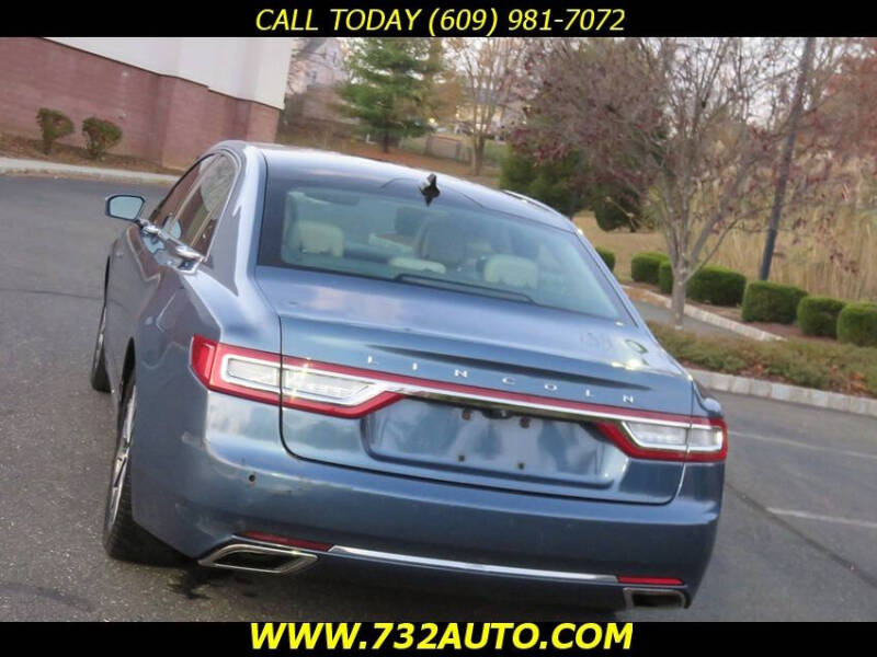 2018 Lincoln Continental Select