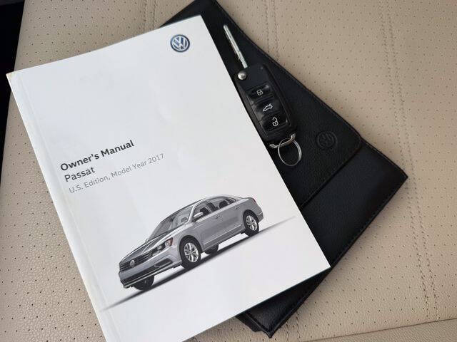 2017 Volkswagen Passat 1.8T R-Line