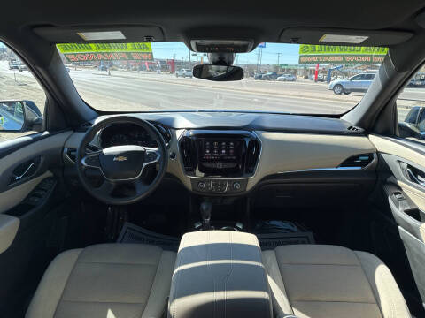 2022 Chevrolet Traverse LS