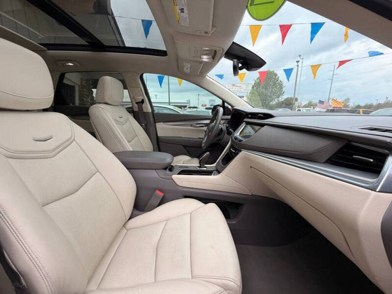 2017 Cadillac XT5 Luxury