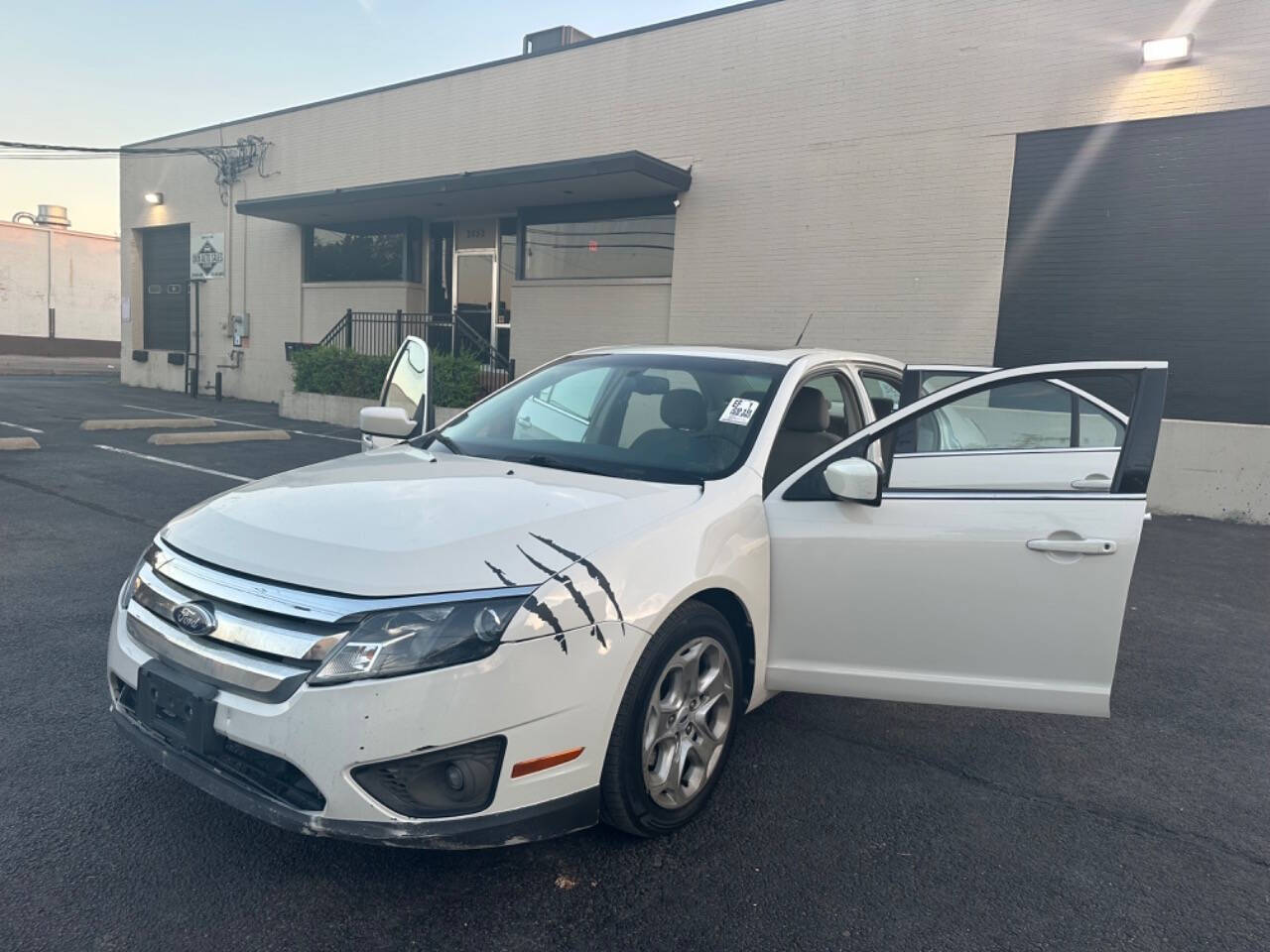 2010 Ford Fusion for sale at Sarenco Auto Inc in Dallas, TX