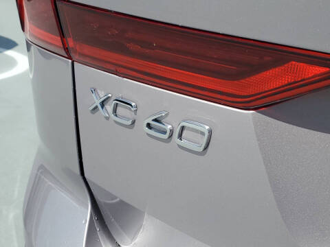 2026 Volvo XC60 B5 Core