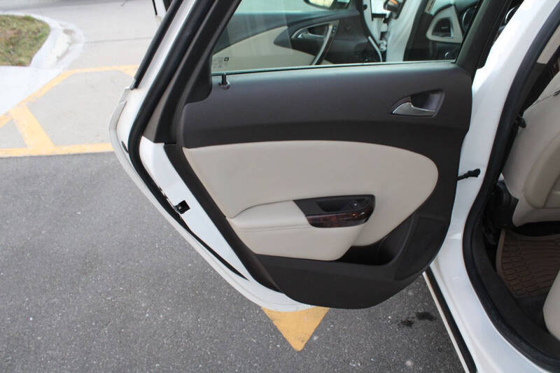 2012 Buick Verano Convenience Group