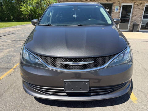 2017 Chrysler Pacifica Touring