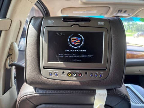 2011 Cadillac Escalade Platinum Edition
