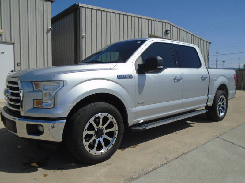 2015 Ford F-150 XLT's photo