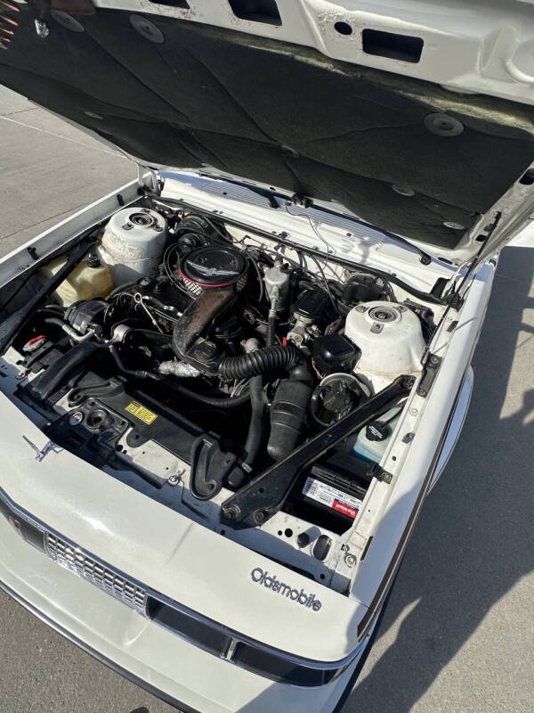 1985 Oldsmobile Cutlass Ciera Brougham