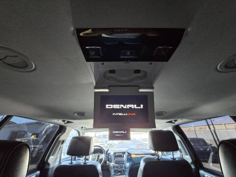 2017 GMC Yukon XL Denali