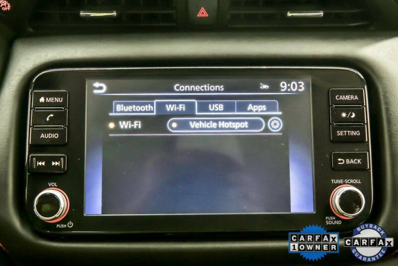 2022 Nissan Kicks SR