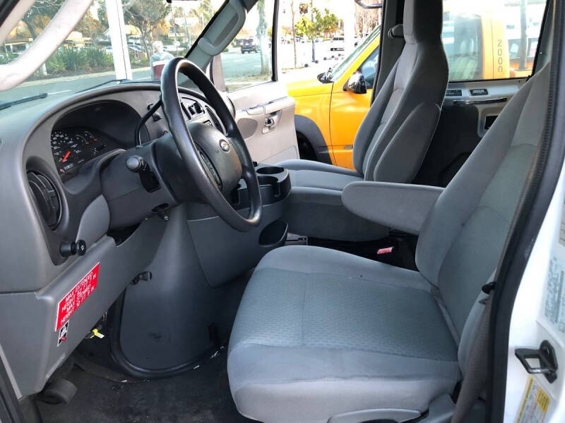 2008 Ford E-Series E-350 SD