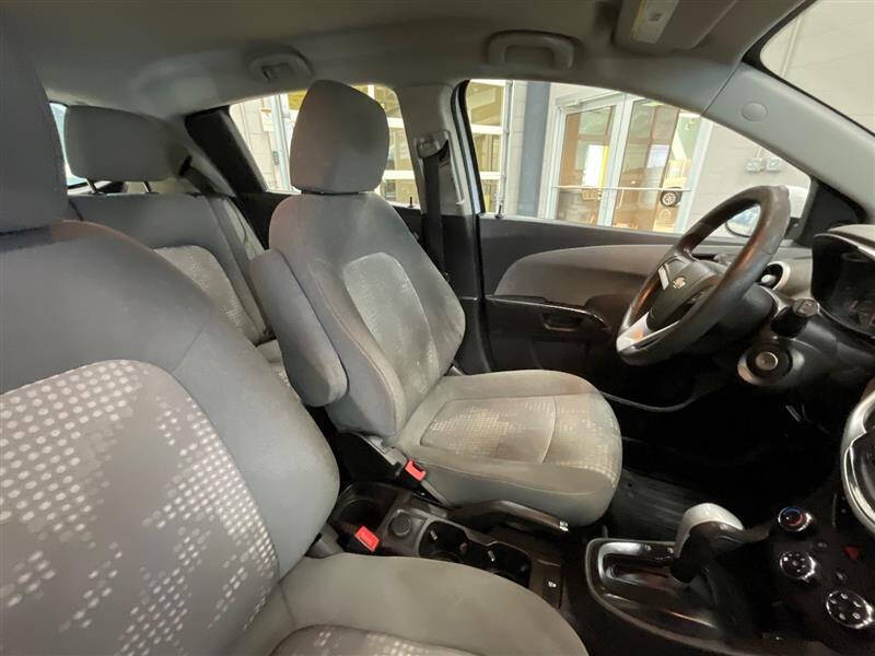 2017 Chevrolet Sonic LT Auto Fleet