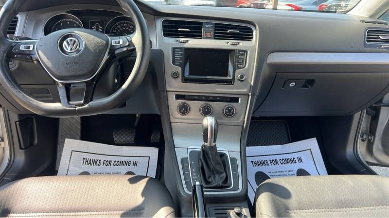 2015 Volkswagen Golf