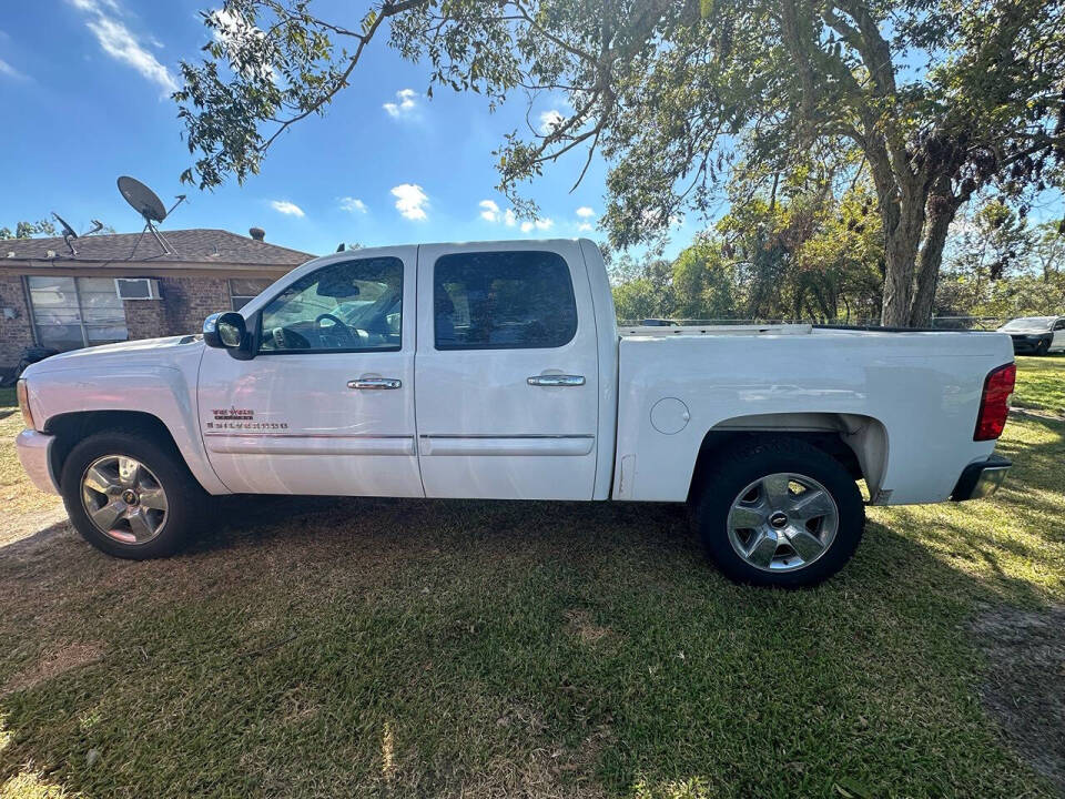 2009 Chevrolet Silverado 1500 for sale at Hustle Hard Automotive LLC in Alvin, TX