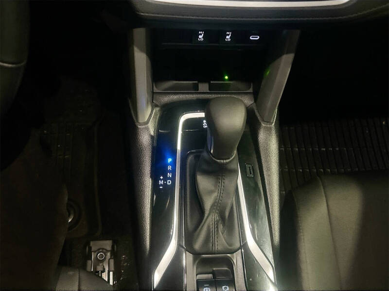 2025 Toyota Corolla Cross XLE