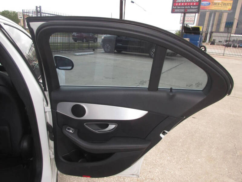 2017 Mercedes-Benz C-Class