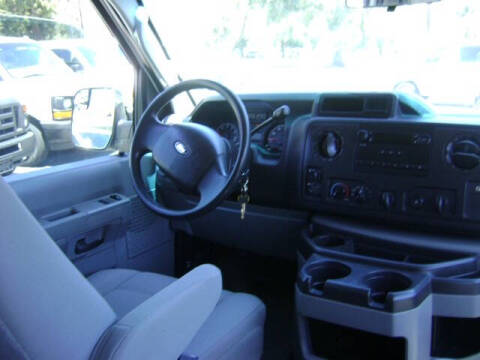 2013 Ford E-Series E-350 SD XL