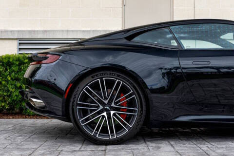 2024 Aston Martin DB12 V8