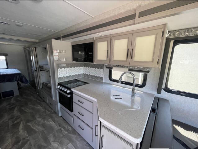 2022 Thor Motor Coach Windsport 34J