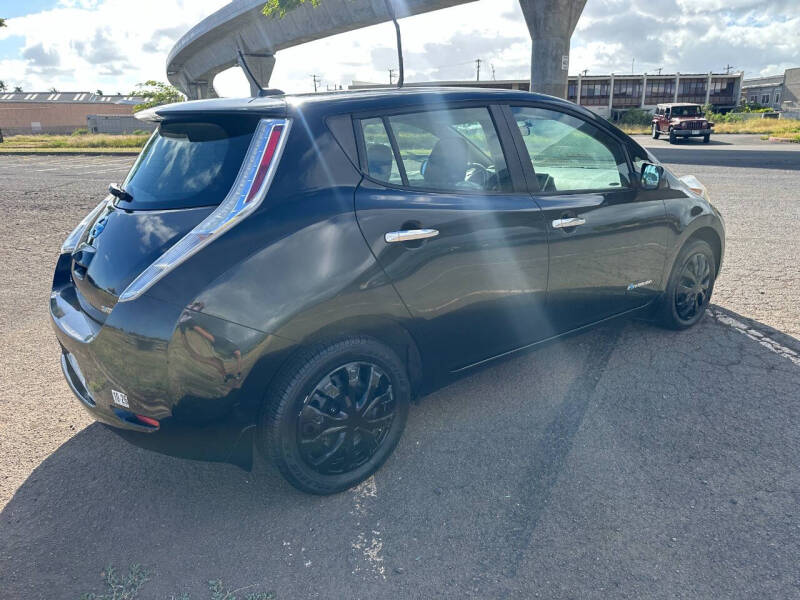 2015 Nissan LEAF S