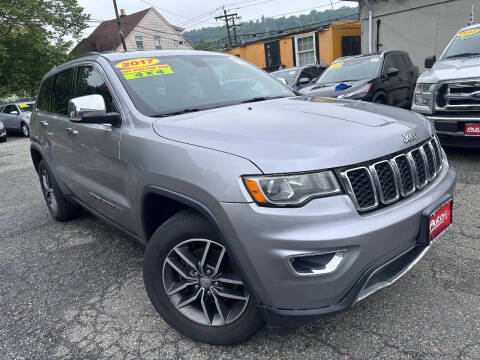 2017 Jeep Grand Cherokee for sale at Auto Universe Inc in Paterson NJ