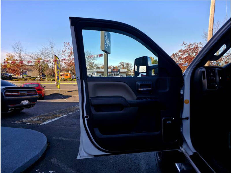 2016 GMC Sierra 3500HD