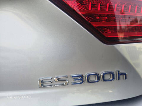 2013 Lexus ES 300h