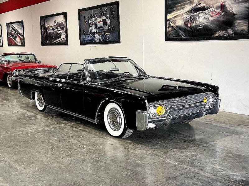 1961 Lincoln Continental